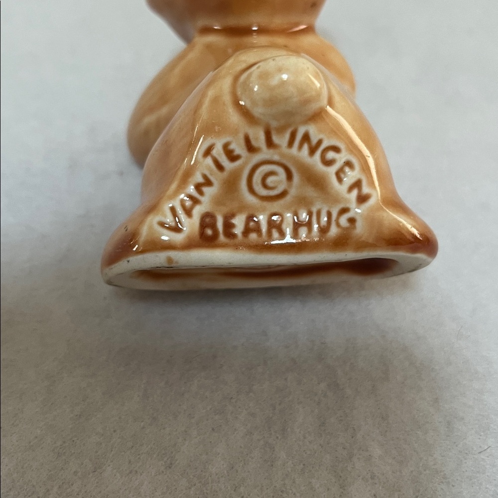 MCM Van Tellingen Hugging Bears Salt and Pepper Shakers vtg - Picture 2 of 14